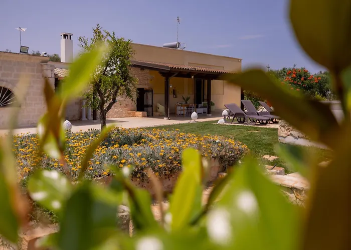 Trullo Nonna Pina * San Michele Salentino
